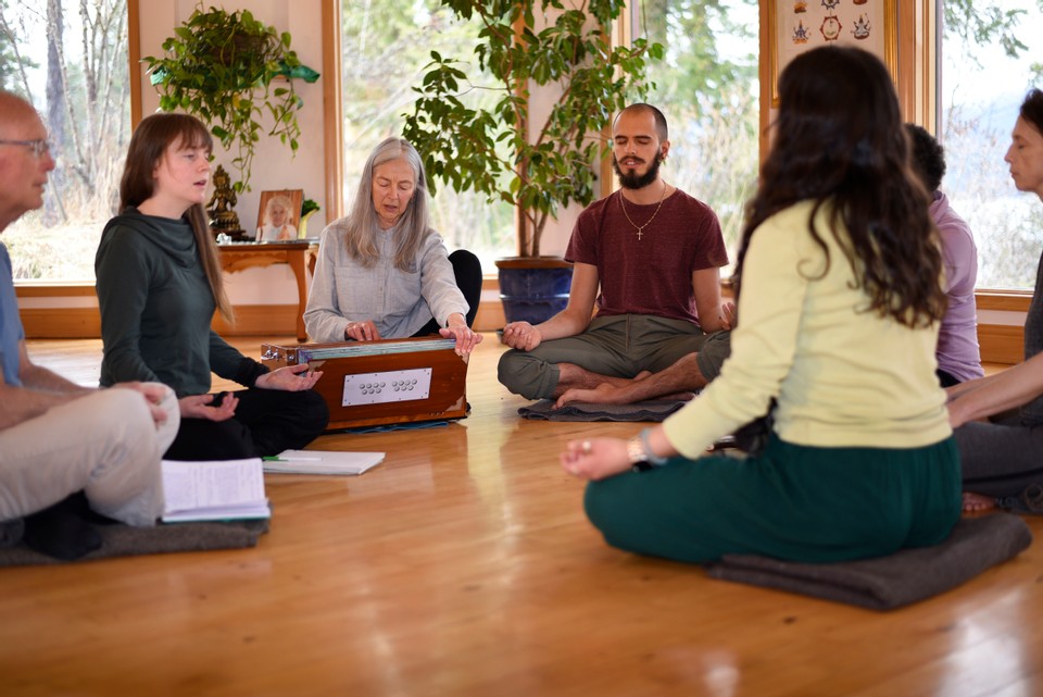 Yasodhara Ashram : Yoga Retreat and Study Centre - Foundation for